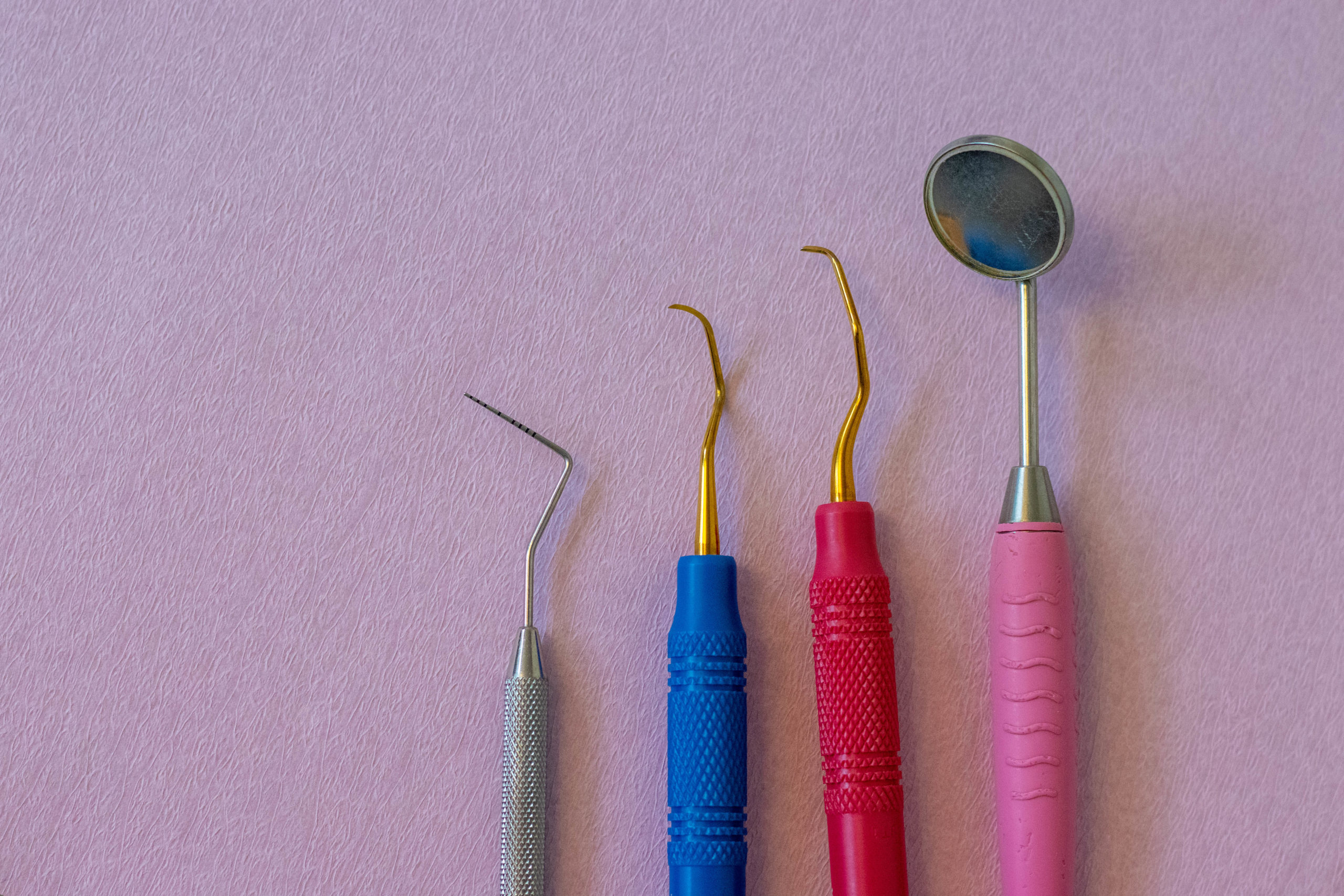 Instrumenten van een mondhygiënist
